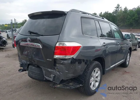 2012 Toyota Highlander Se V6 z USA, uszkodzony, nr VIN 5TDBK3EH9CS124577